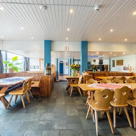 De Watersport Groepsaccommodatie - 80 Pers Kaag