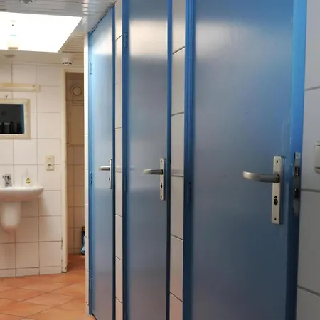 De Watersport Groepsaccommodatie - 80 Pers Vakantiehuis *