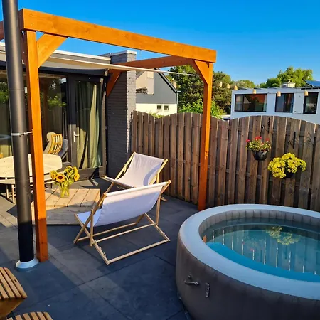 De Watersport Groepsaccommodatie - 80 Pers Vakantiehuis