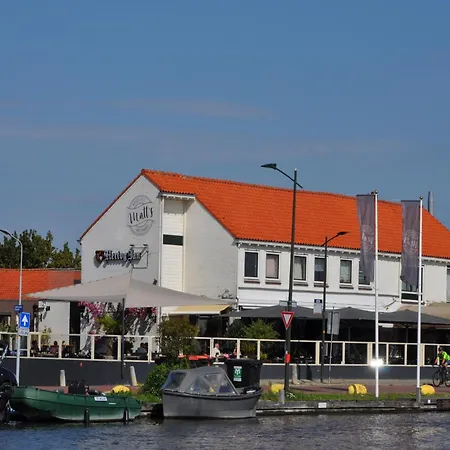 Vakantiehuis De Watersport Groepsaccommodatie - 80 Pers Kaag