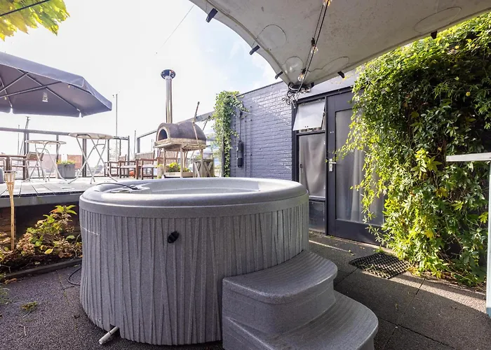 Tatil Evi De Watersport Groepsaccommodatie - 80 Pers Kaag