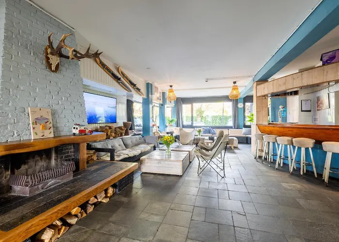 De Watersport Groepsaccommodatie - 80 Pers *