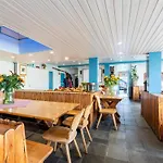 펜션 De Watersport Groepsaccommodatie - 80 Pers 카크