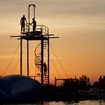 펜션 De Watersport Groepsaccommodatie - 80 Pers *