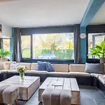 펜션 De Watersport Groepsaccommodatie - 80 Pers 카크