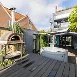 De Watersport Groepsaccommodatie - 80 Pers